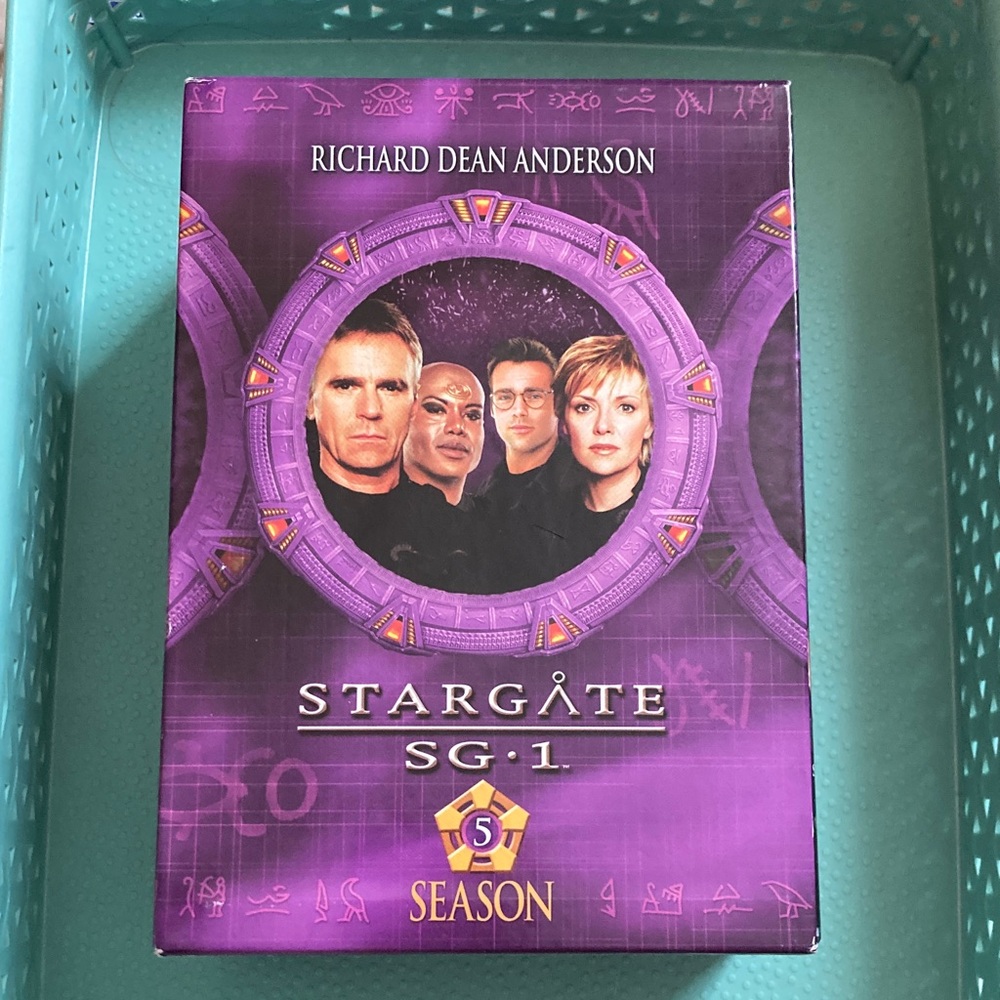 Stargate SG-1 Season 5 DVD Box Set Richard Dean Anderson Sci-fi TV Show
